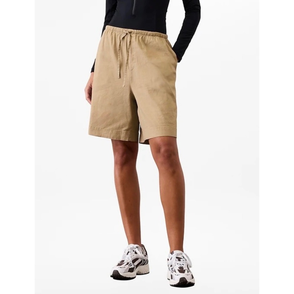 Athleta Paradise Mid Rise Bermuda Shorts Tan Linen Blend Pull On Women's M